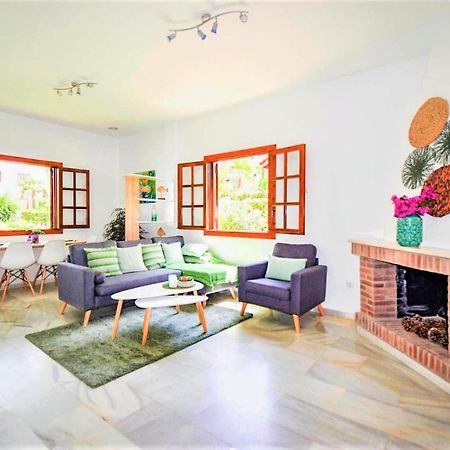 Villa Bahia Azul Estepona Exteriör bild