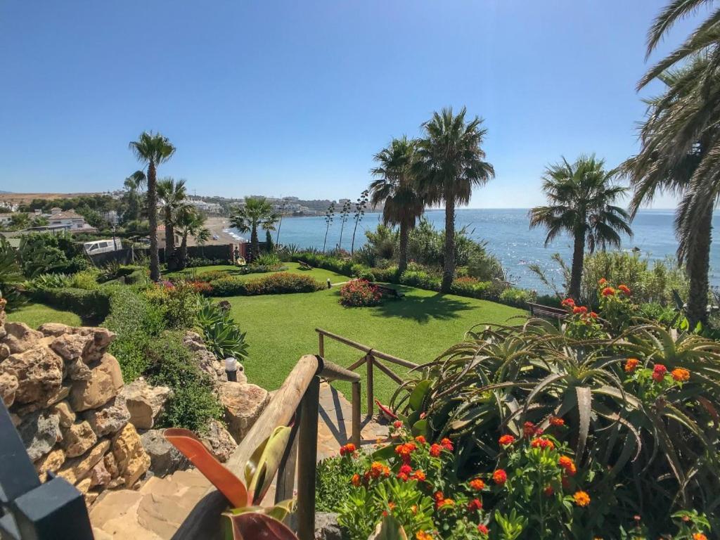 Villa Bahia Azul Estepona Exteriör bild